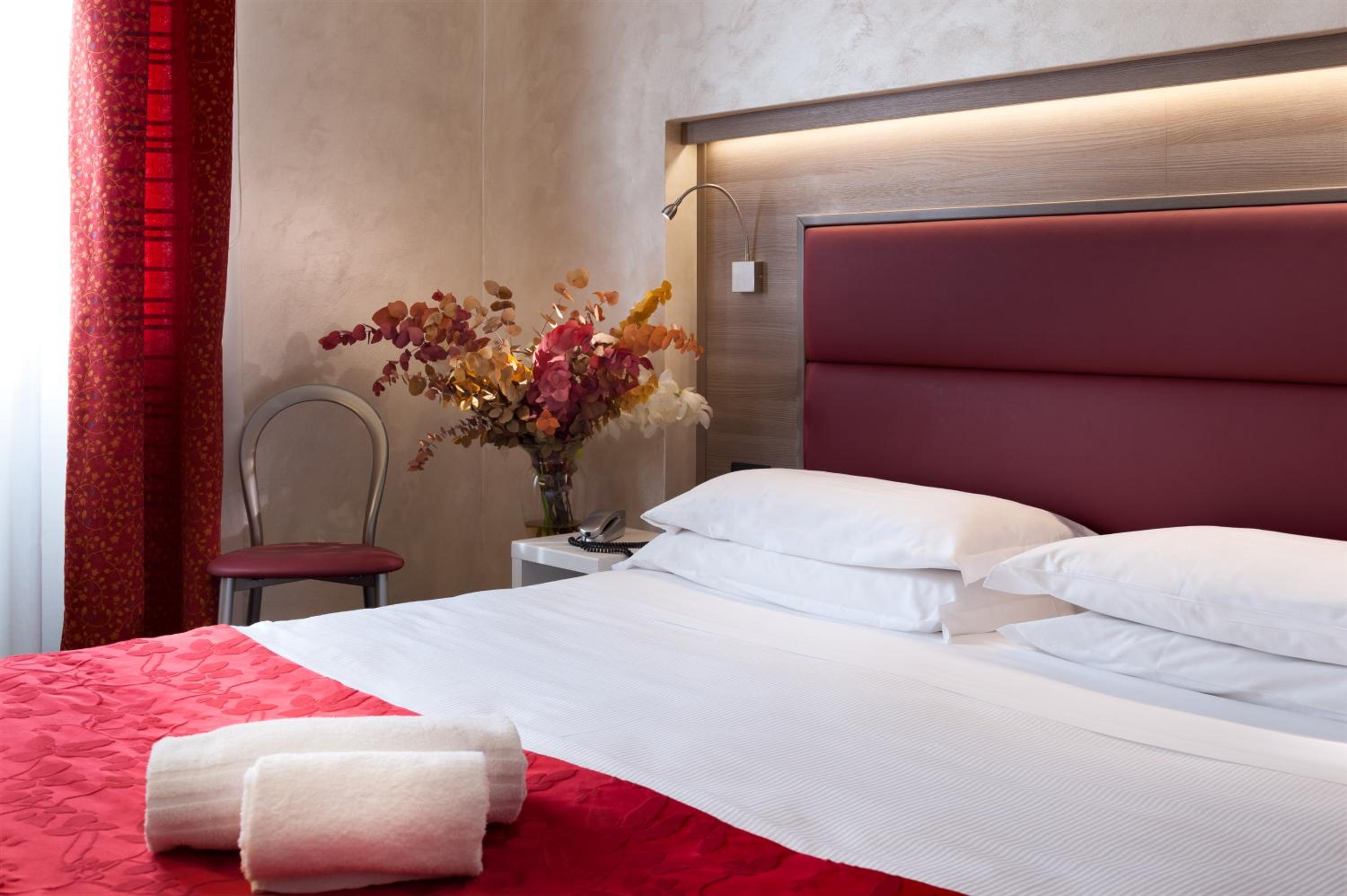 Hotel Gamma